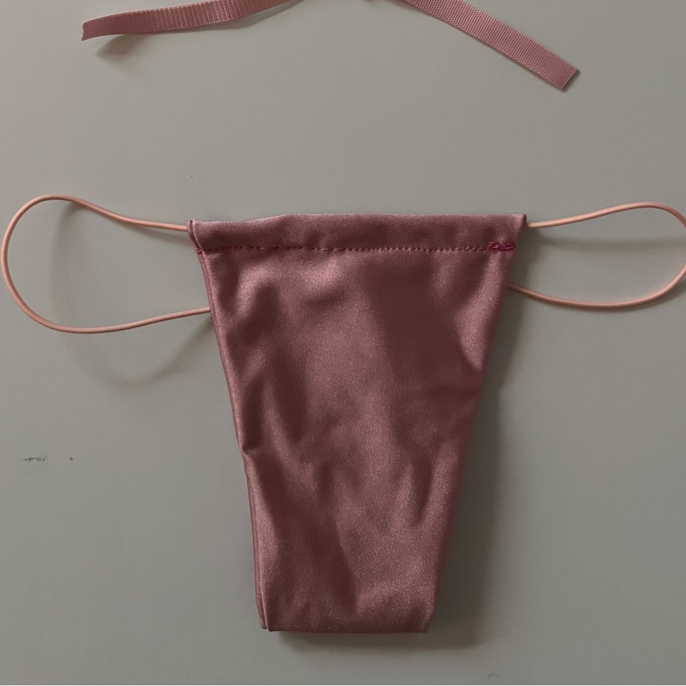 Rose pink bikini